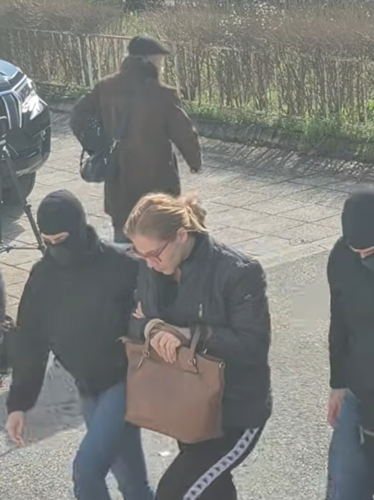 Уапсена поранешна црногорска министерка за незаконска смена на директори, одреден и е притвор