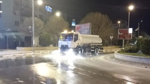 ЈКП,, Комуналец’’ – Прилеп, успешно го реализираше ноќното миење на главните сообраќајници во градот