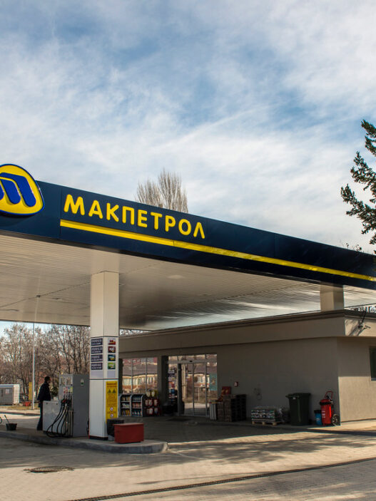 СДСМ: Сите влади во регионот воведоа мерки за ограничување на цените на горивата, само нашата не