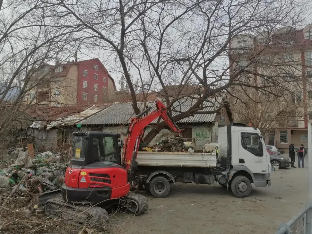 Скопје не може да биде чист град ако секој си го прави „мини депонија” пред својот двор или зграда