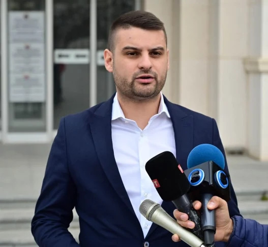 СДСМ: Духот на Груевски се уште е во институциите, се враќаме во 2016 година