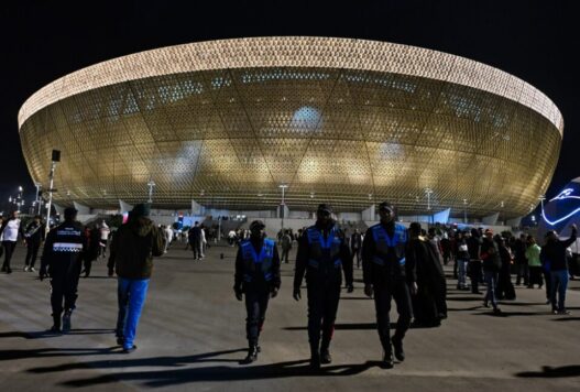 Фудбалот во Катар стопиран – сите натпревари одложени