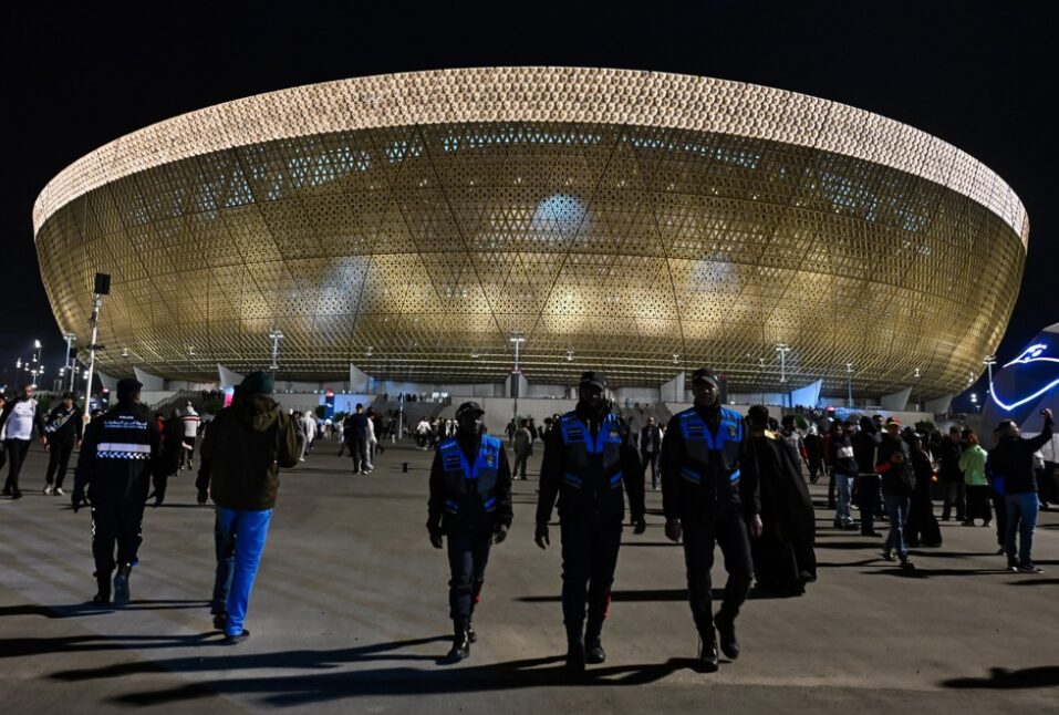 Фудбалот во Катар стопиран – сите натпревари одложени