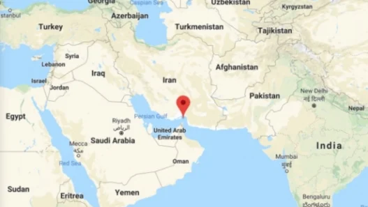 2.000 бродови и преку 20.000 морнари речиси еден месец заглавени во Ормутскиот Теснец