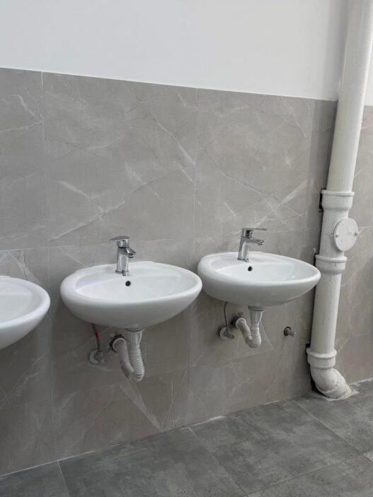 Ученичките тоалети во ОУ „Ѓорче Петров” реконструирани