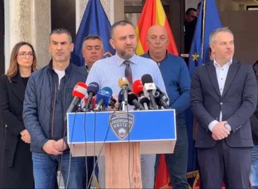 Тошковски: Жената жртва од Карпош негирала насилство пред полицијата, уапсен сопругот кој имал дебело криминално досие