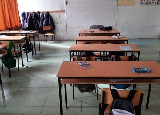 Уапсен наставник од средното уметничко училиште во Скопје за сексуално вознемирување на ученичка