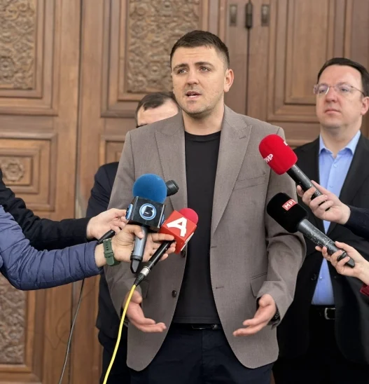 Николоски: Драго ми е што УМС организира настан на млади европски лидери, тие ќе бидат следната генерација во врвот на политиката