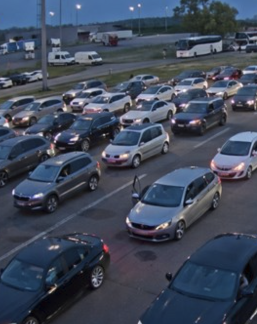 ЕЕС создаде тотален хаос на граничните премини од Србија и БиХ кон Хрватска