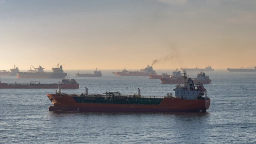 Повторно затворен Ормутскиот теснец, Иран не е задоволен што САД не ја укинал поморската блокада