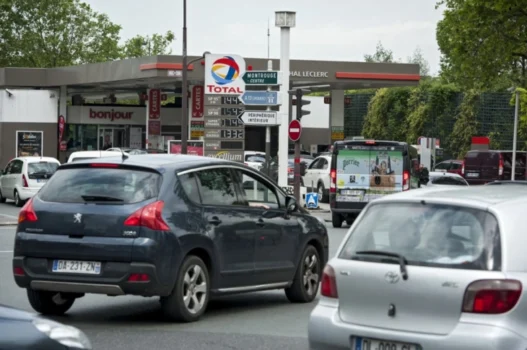 Бензинските пумпи во Франција затвораат, една петина од нив немаат гориво