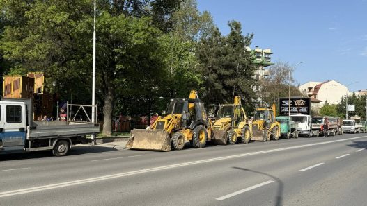 Се расчистуваат 10 критични точки со диви депонии во Кисела Вода