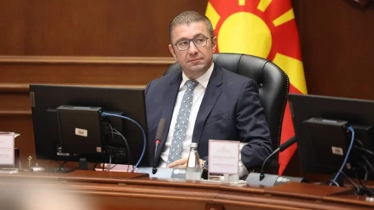 Мицкоски: Очекувам утре РКЕ да ја намали цената на бензинот и дизелот за по 1,5 денари
