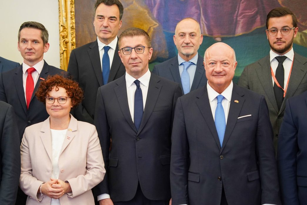 Мицкоски на средба со австрискиот канцелар во Виена: Зарем има втор пример во Еврола што може приближно да каже дека направил нешто како нас во името на европските интеграции?