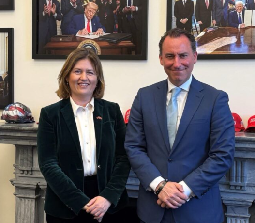 Божиновска се сретна со висок советник на Трамп – нов импулс за енергетско партнерство