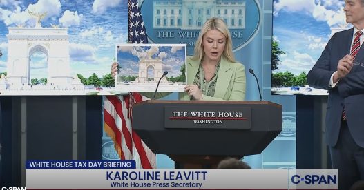 „Триумфална Порта” висока 76 метри ќе се гради во Вашингтон во пресрет на јубилејот 250 години независност